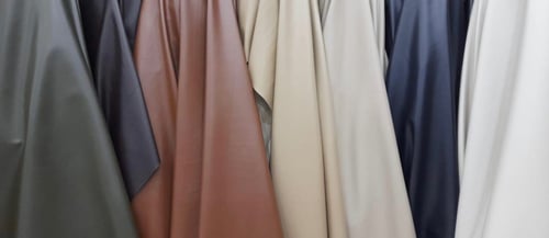 عباية بجلد بالاكمام