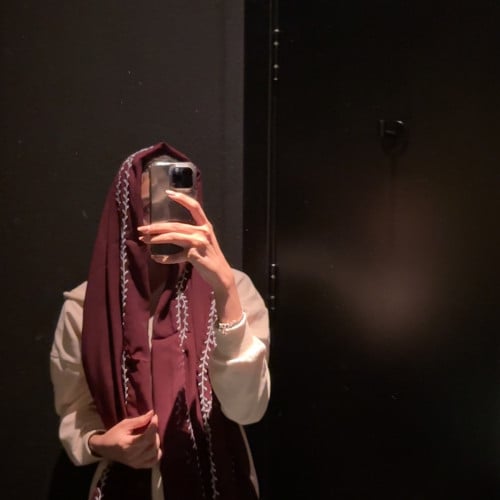 طرحة ماروني جديلة