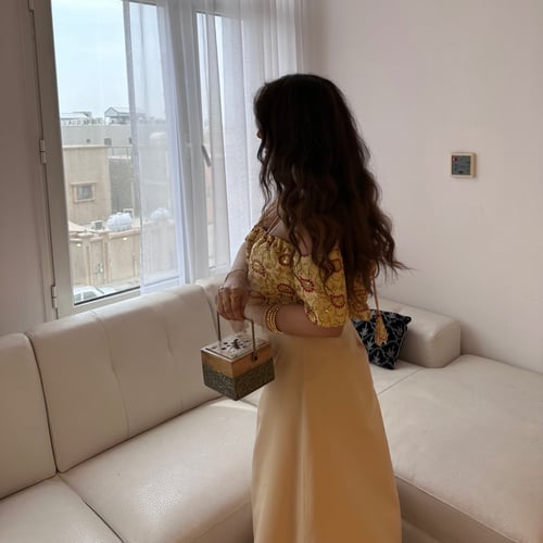 فستان شعبي بتصميم انيق