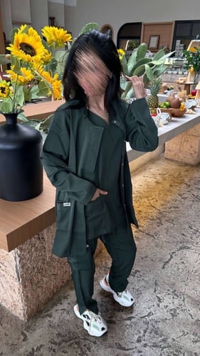 سكراب طبي #2اخضر داكن (Dark green)