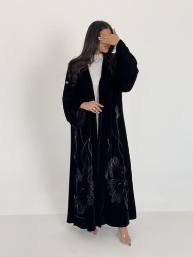 عباية هدب " تسليم فوري"