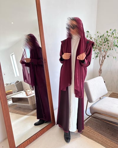 عباية شامواه مطرزة " اسود فقط"