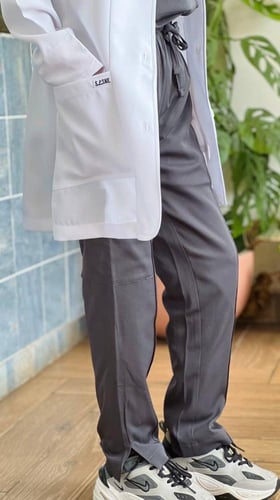 Tulip labcoat