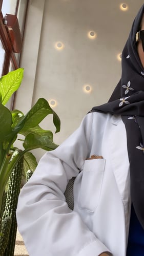 طرحة مطرزة " رمادي"