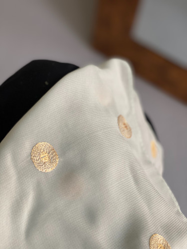 طرحة اخضر فاتح " فستقي" مطرزة بالدوائرة