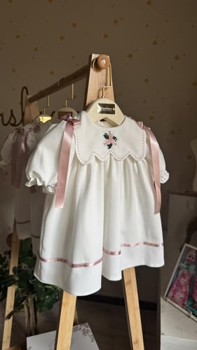 فستان ناعم فكتوري ابيض بتطريز عالياقه