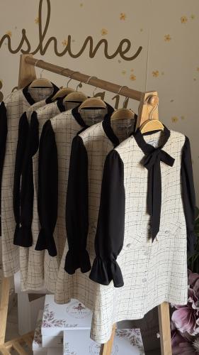 فستان كلاسيك بطبعه شانيل تويد صيفي من ٧ سنوات ل١٣...