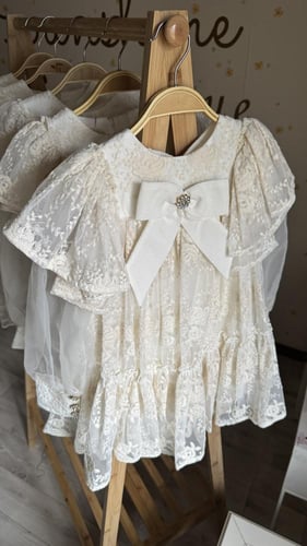 فستان دانتيل سكري + طوق شعر من ٦ إلى ١٠ سنوات