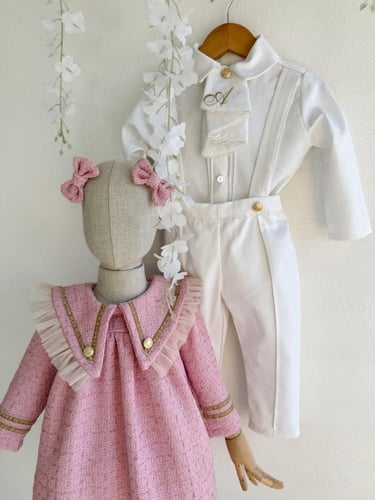 فستان وردي مع ياقه + اكسسوار شعر