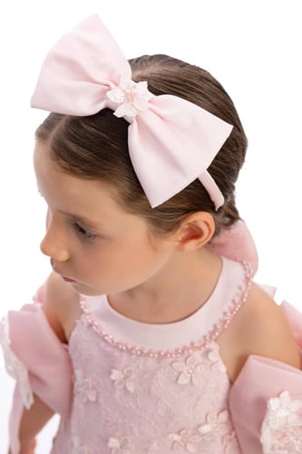 فستان مزين بالورد من ٣ ل ٧ سنوات