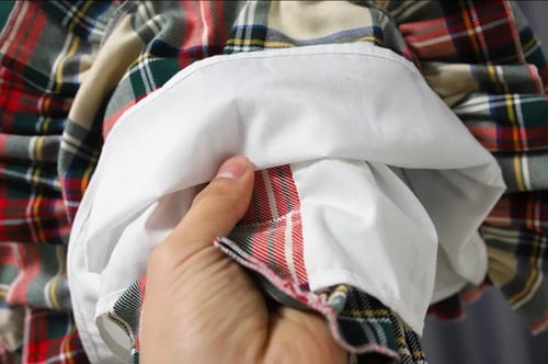 فستان كاروهات فنتج مع ياقه من التل