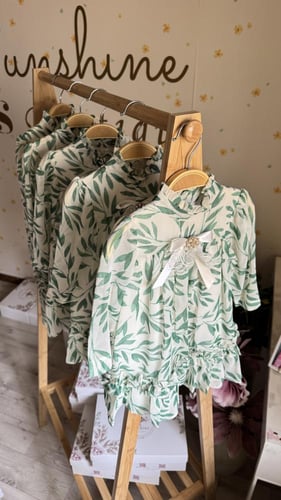 فستان شيفون خفيف من سنتين ل١٢ سنه