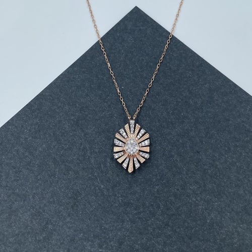 عقد ذهب روز عيار 18