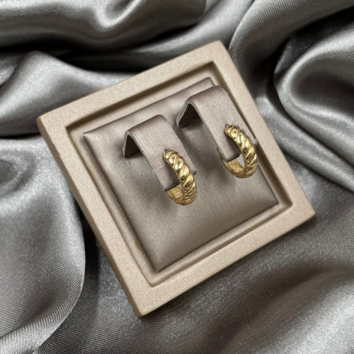 1حلق ذهب أصفر عيار 18