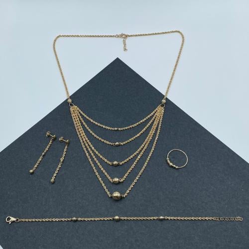 طقم ذهب أصفر عيار 18