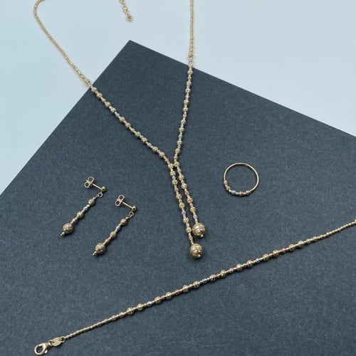 طقم ذهب مكس عيار 18