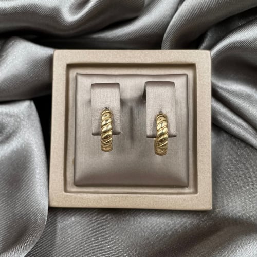 1حلق ذهب أصفر عيار 18