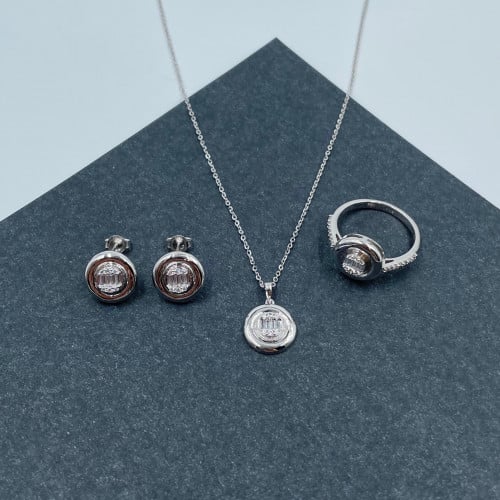 نص طقم ذهب أبيض عيار 18