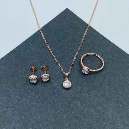 نص طقم ذهب روز عيار 18