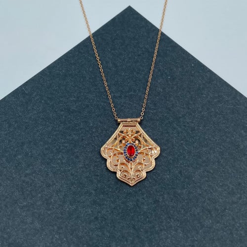 عقد ذهب عيار 21