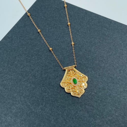 عقد ذهب عيار 21