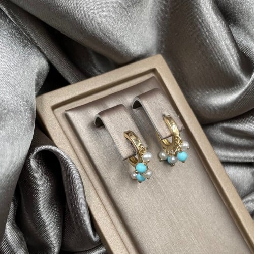 حلق ذهب أصفر عيار 18