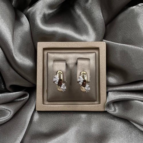 حلق ذهب أصفر عيار 18