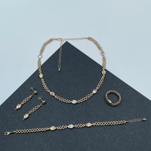 طقم ذهب مكس عيار 18