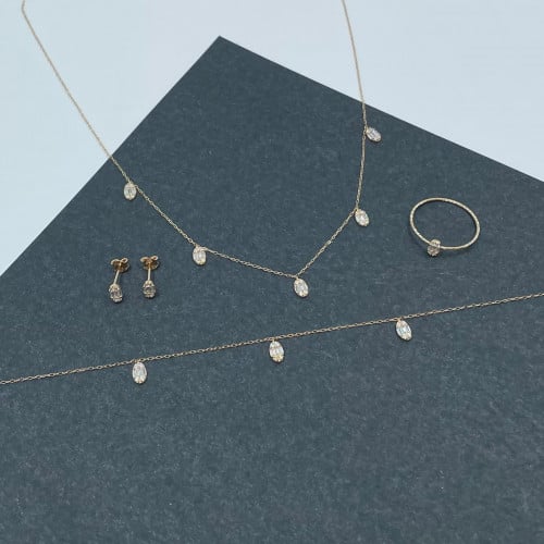 طقم ذهب أصفر عيار 18