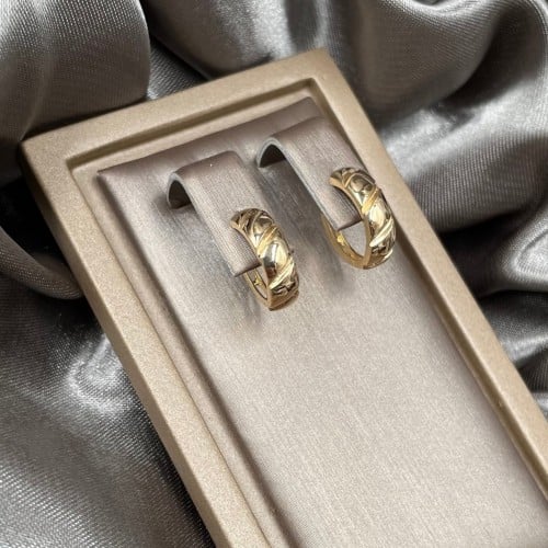 حلق ذهب أصفر عيار 18