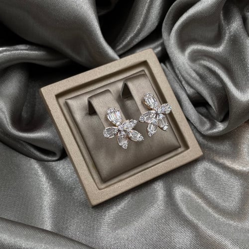 حلق ذهب أصفر عيار 18