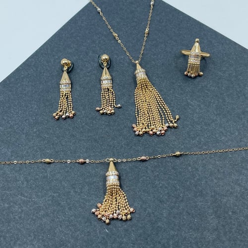 طقم ذهب مكس عيار 18