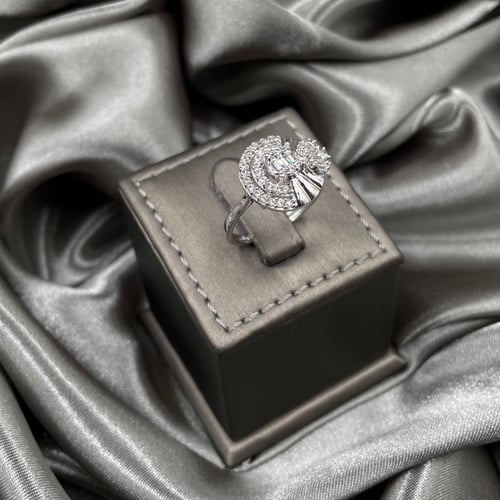 خاتم ذهب أبيض عيار 18