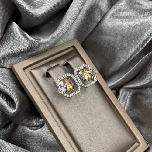 حلق ذهب أصفر عيار 18