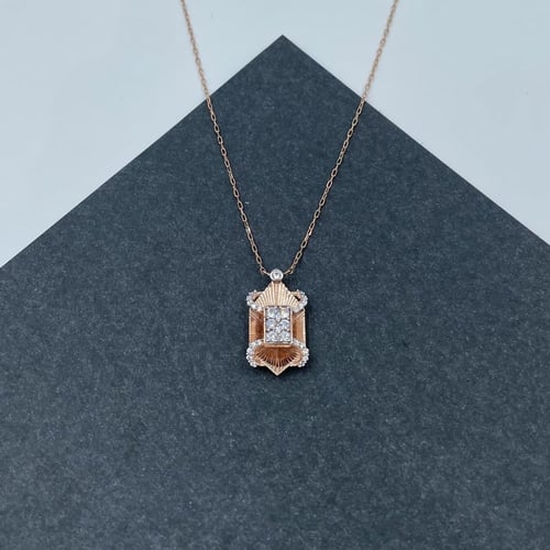 عقد ذهب روز عيار 18