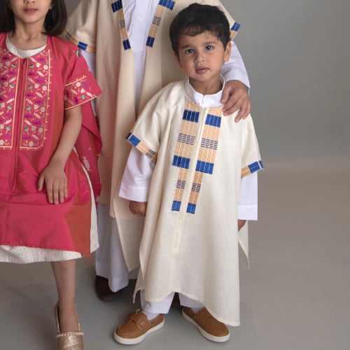 طقم للمواليد ثوب بربتوز و بونشو أصيل