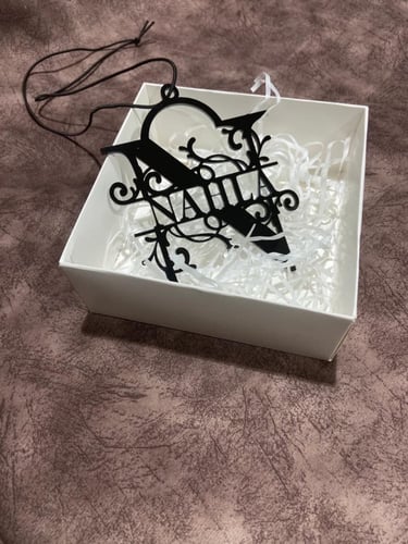 تعليقه مزخرفه