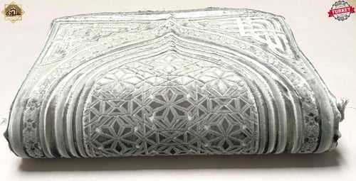 سجادة الروضة الشريفة حرير تركي ( رمادي مع سماوي)