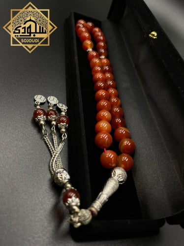 سبحة عقيق أرجواني طبيعي (33 حجر)