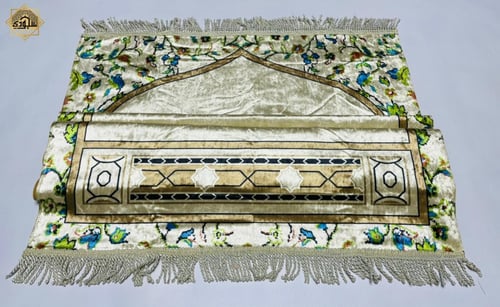 علبة هدية كبيرة سجادة مخملية 1