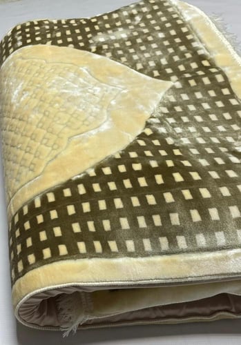 سجادة طبية تركية ملكية XL حجم كبير - أطراف متعدده...