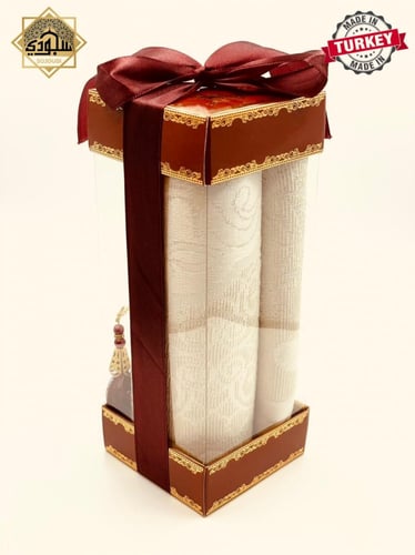 علبة هدية سجادة و سبحة (عودي)