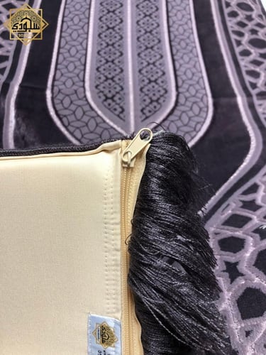 سجادة طبية حريرية فاخرة مريحة للركبتين بني