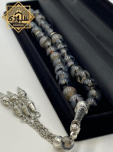 سبحة حجر العقيق بعروق سوداء (33 حجر)