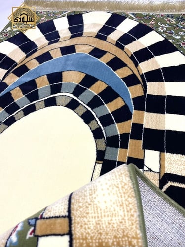 سجادة الروضة الشريفة (سميكة 8 ملم - 120 سم )