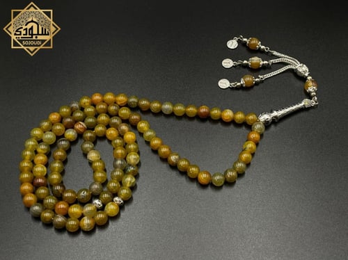 سبحة الألوان (99 أحجار العقيق بعروق كالثلج)