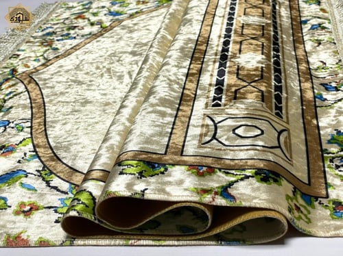 علبة هدية كبيرة سجادة مخملية 1