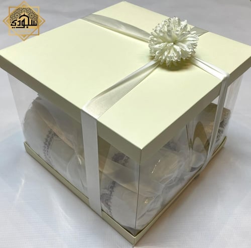 صندوق هدية ملكي 4 قطع ((يصمم بحسب اختيارك)