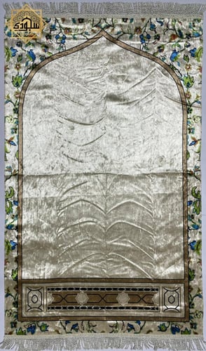 علبة هدية كبيرة سجادة مخملية 1