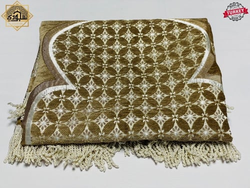 سجادة صلاة شانيل خفيفه (بني)